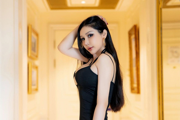 湖南会所选秀1500元的SN的妹妹丽莎搞了1个多小时